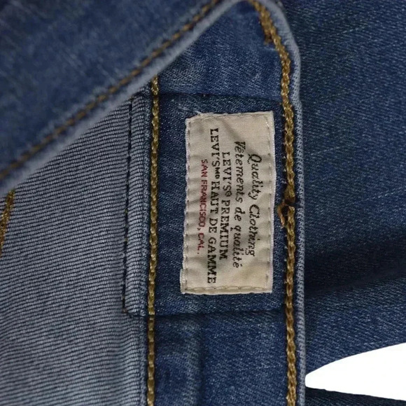 Levi's Premium Jeans 724 High Rise Slim  Straight Crop Jean Blue Raw Hem Size 25 - Picture 11 of 16